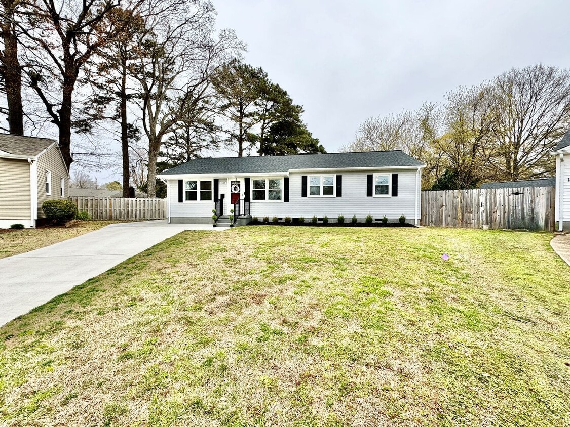 Primary Photo - Immaculate First-Time Rental Available 05-...