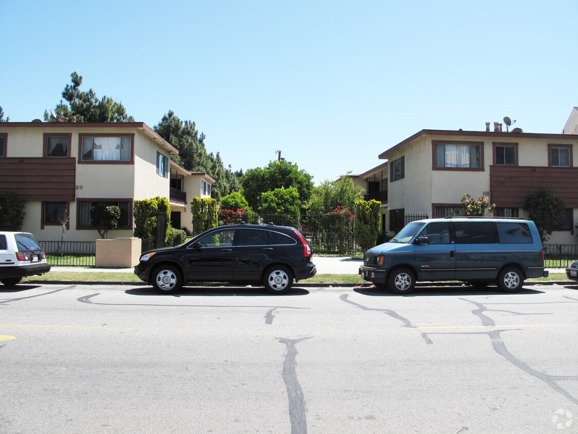 Foto del edificio - 510-518 S Acacia Ave