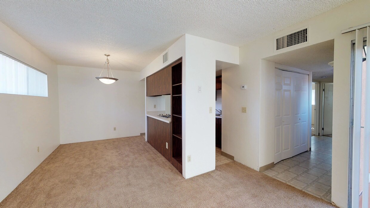 Photo - Lakeside Casitas Apartments