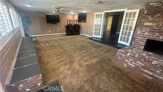 Foto del edificio - 1696 N Euclid Ave