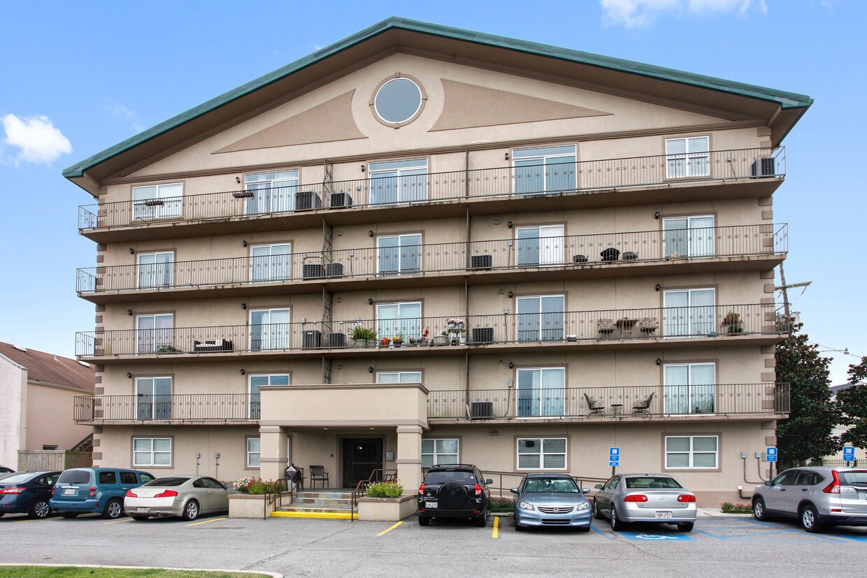 3456 Cleary Ave, Metairie, LA 70002 Condo for Rent in Metairie, LA