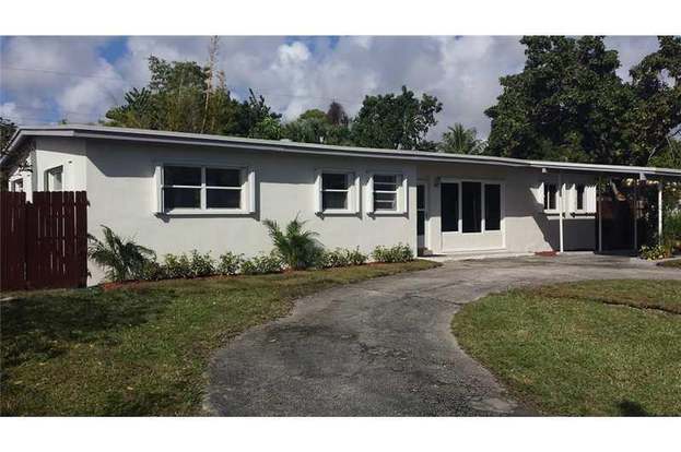 Foto del edificio - 20322 NE 14th Ct