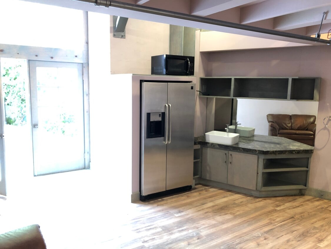 1233 Shafter St Unit 3, San Diego, CA 92106 Condo for Rent in San