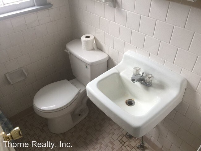 Foto del edificio - 2 br, 1 bath House - 111 N. Fairview Circle