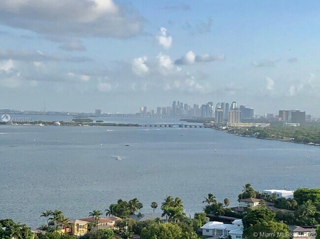 Foto del edificio - 4000 Towerside Terrace