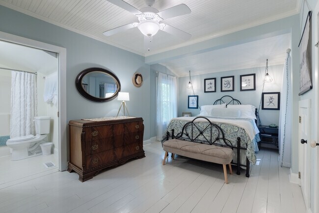 Foto del edificio - 520 Esseola Dr