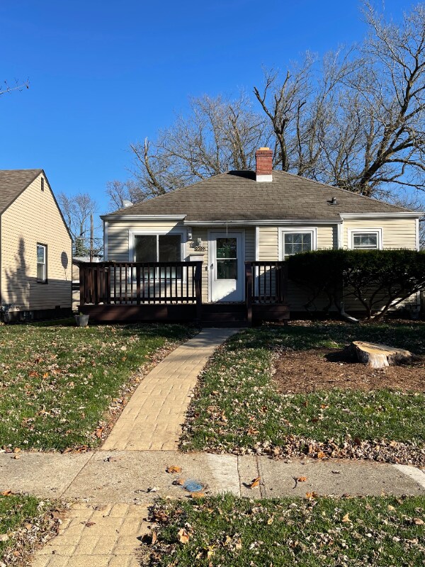 2009 N Linwood Ave, Indianapolis, IN 46218 House Rental in