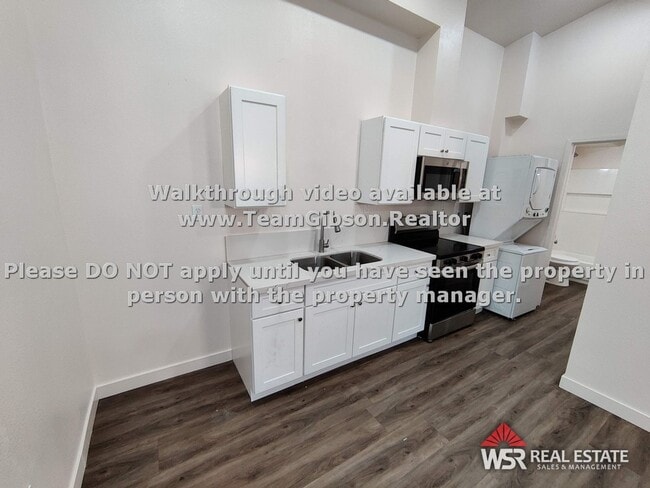 Photo - 1960 Summertree Dr Apartment