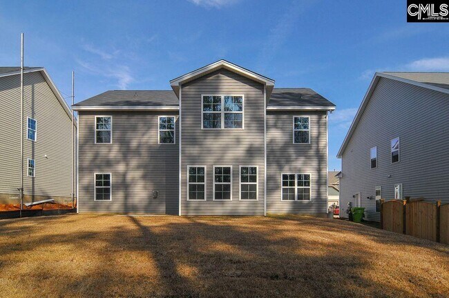 Foto del edificio - 356 Hollow Cove Rd