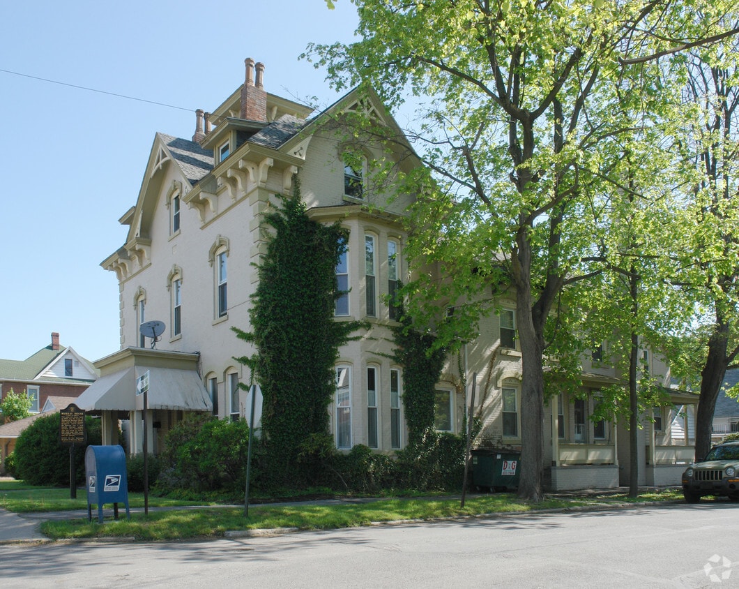 120 S 2nd St, Clearfield, PA 16830 Apartments in Clearfield, PA