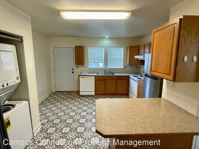 Building Photo - 2 br, 1 bath House - 1648 1/2 Pearl