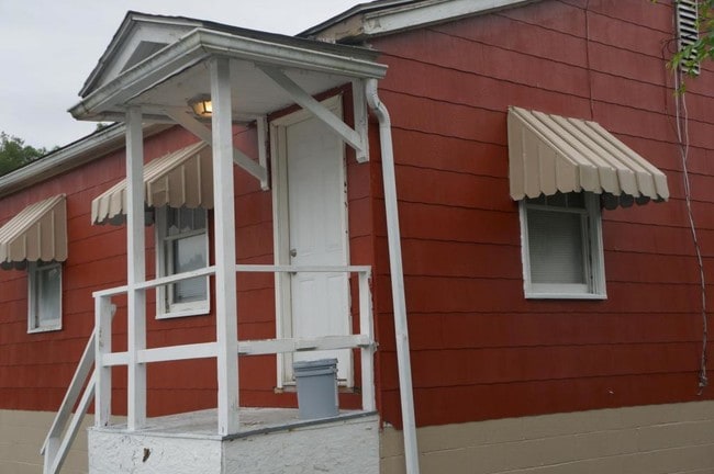 Foto del edificio - 1514 1/2 Buckhannon Pike