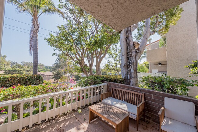 Foto del edificio - 28320 Rey de Copas Ln