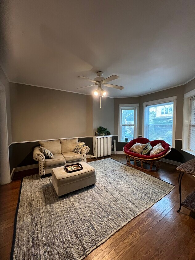 Foto principal - 1426 W Highland Ave