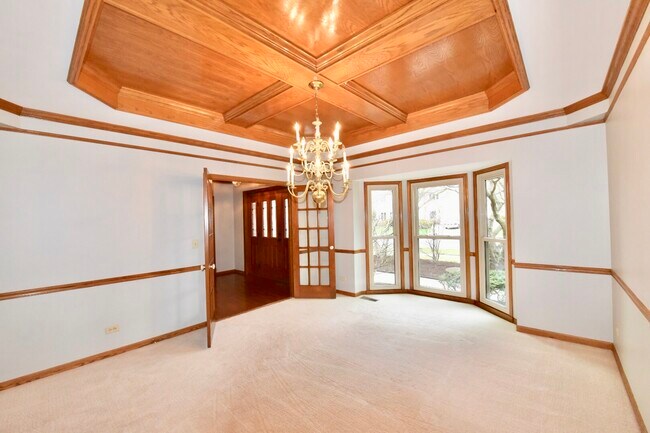 Building Photo - 1004 Sheringham Dr
