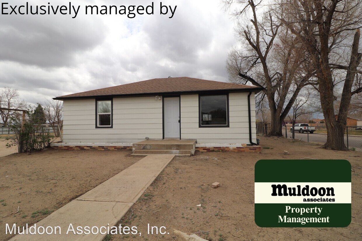 Primary Photo - 2 br, 1 bath House - 2602 E 9th St