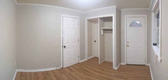 Building Photo - 309 McKinley St
