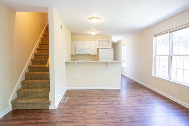 Foto del edificio - 2391 Perry Blvd NW