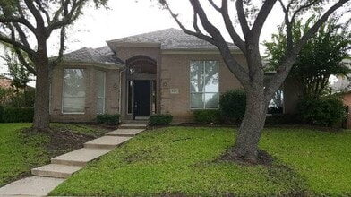 Building Photo - 8609 Berwick Dr