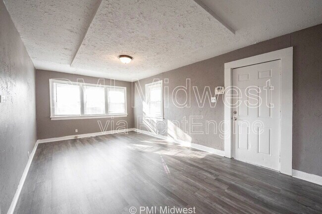 Foto del edificio - 1521 N Tacoma Ave