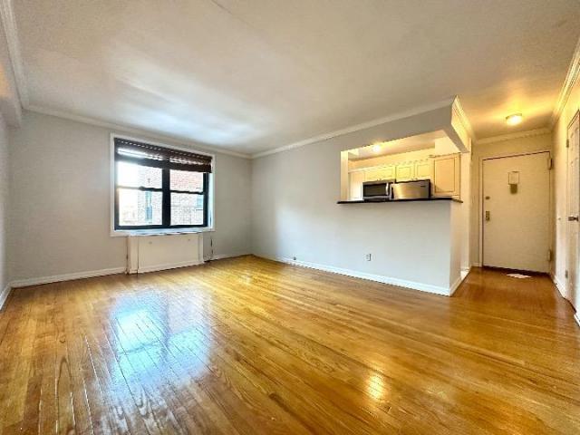 Foto principal - 1 bedroom in New York NY 10040