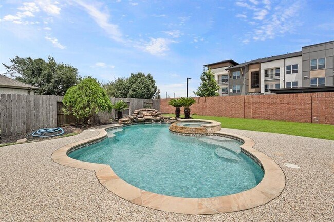 Foto del edificio - Balsam Lake Lane, Pearland, TX 77584 - 4 B...