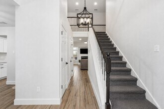 Building Photo - 5234 Findlay Dr