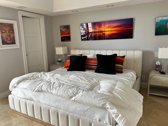 Foto del edificio - 2701 N Ocean Blvd