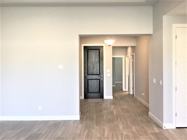 Foto del edificio - 18256 W Thunderhill Place