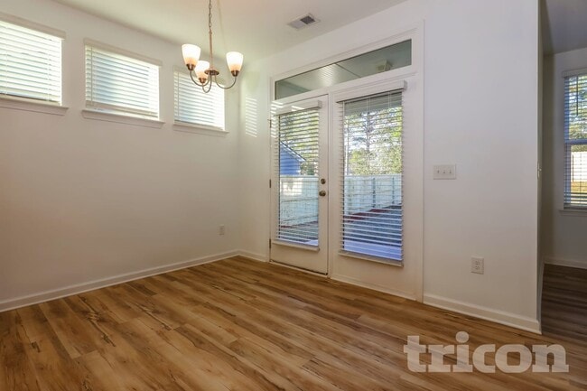 Foto del edificio - 308 Fairmont Ave