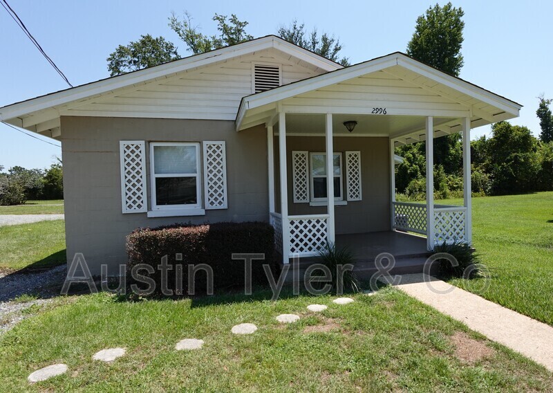Primary Photo - 2996 Smith St