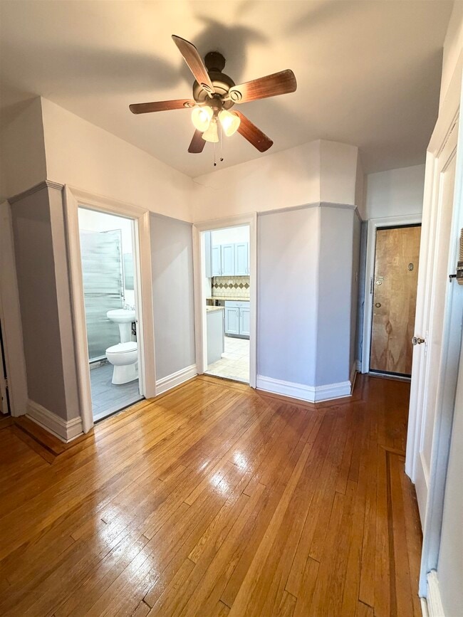 Building Photo - 3718 Park Ave