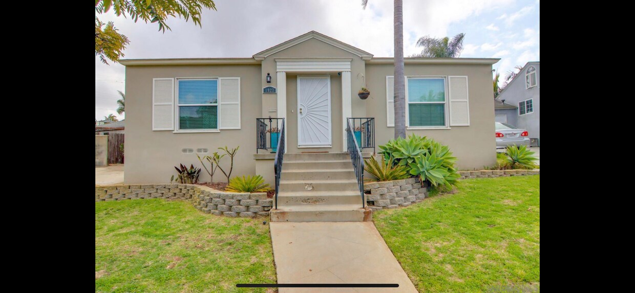 Foto principal - 1927 Catalina Blvd
