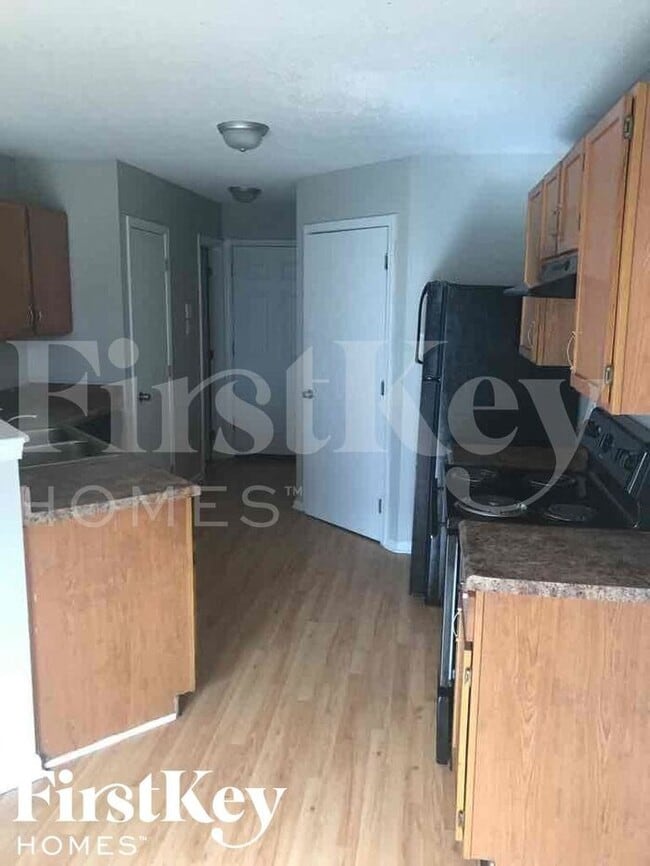 Building Photo - 5251 Austral Dr