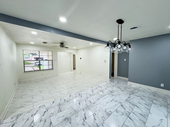 Foto del edificio - 360 Virtual Tour Available