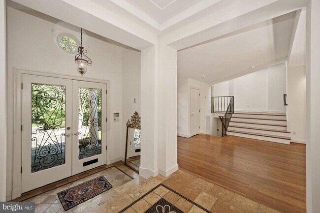 Foto del edificio - 7711 Brookville Rd
