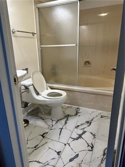Foto del edificio - 2500 Houma Blvd