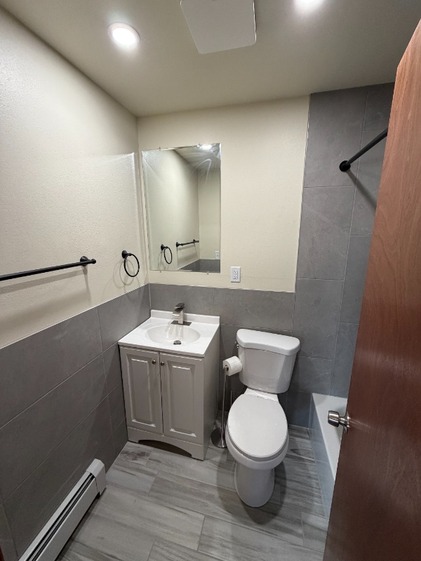 Building Photo - 2066 S 74th St