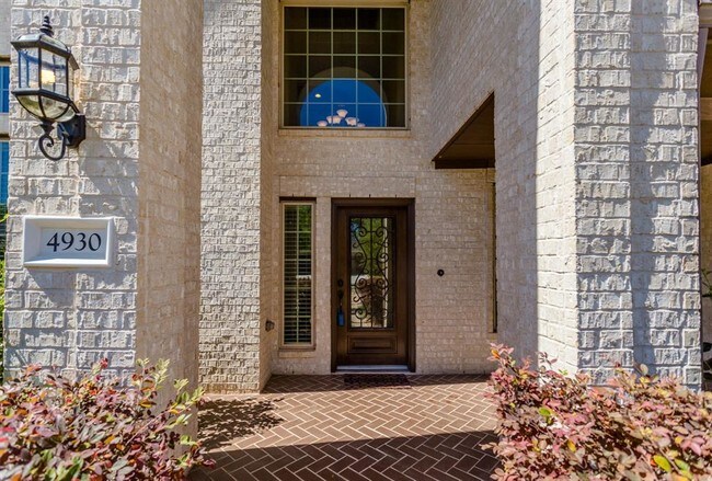 Building Photo - 4930 Kirbster Ln
