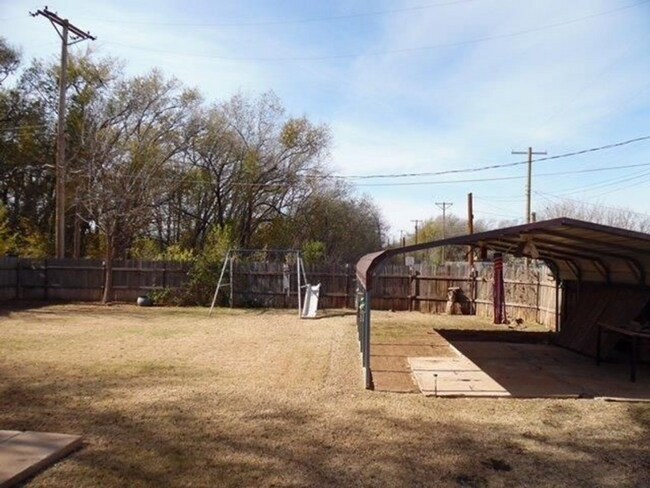 Building Photo - 306 Beech Ave