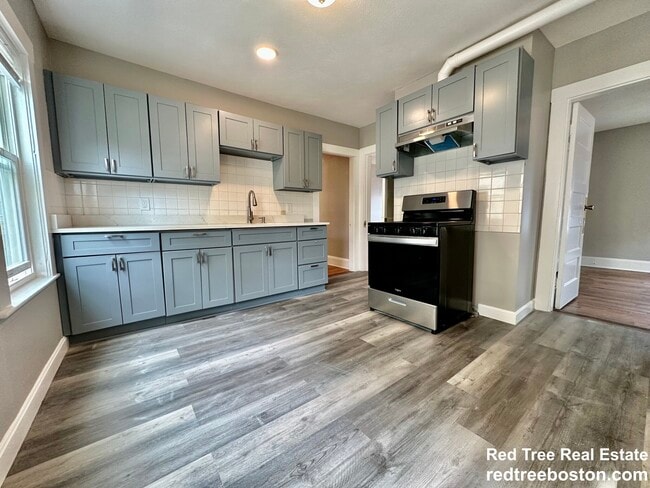 Foto del edificio - 8 Mortimer Pl