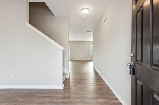 Building Photo - 4645 Bluffton Ct