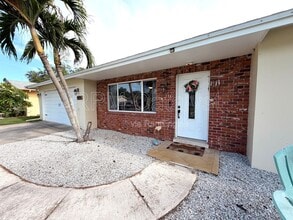 Building Photo - 11131 65th Terrace N