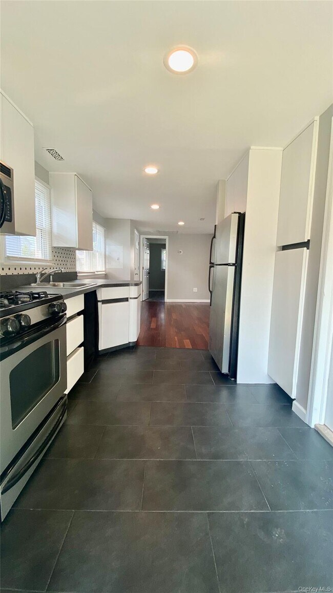 Foto del edificio - 450 S Fulton Ave