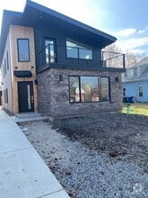 Building Photo - 321 W 400 N