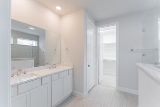 Building Photo - 146 Renodes Garden Ln Building Photo - 146 Renodes Garden Ln