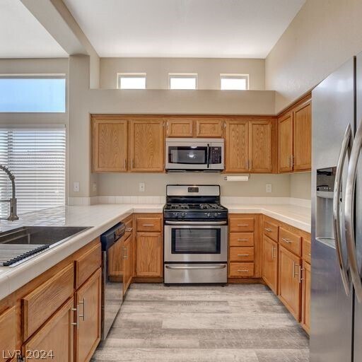 Foto del edificio - 5022 Vista Loma Way