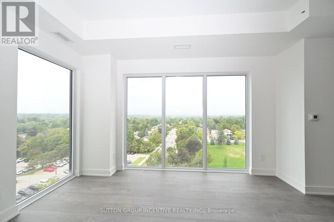 Building Photo - 705 Davis Dr