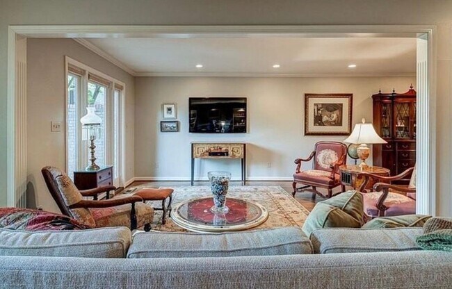 Foto del edificio - 4120 Mason Woods Ln