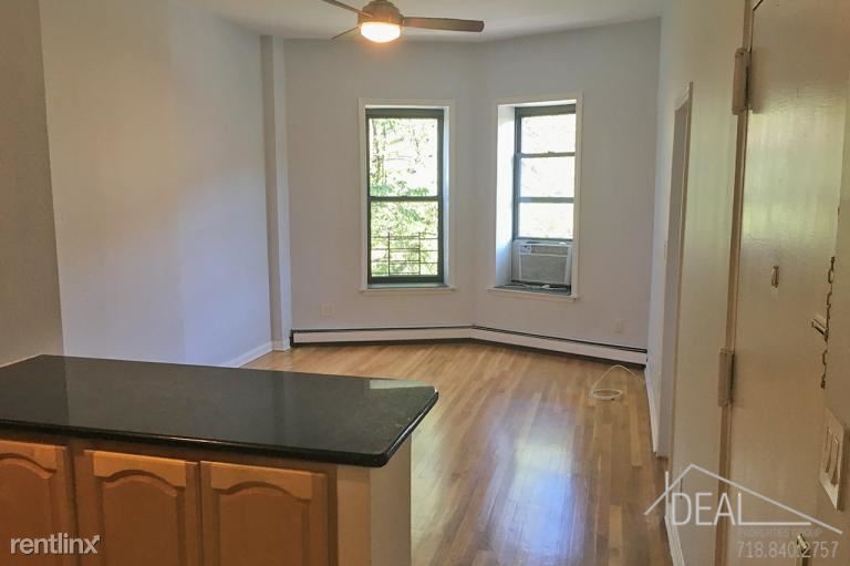 Foto principal - 38 Saint Johns Pl